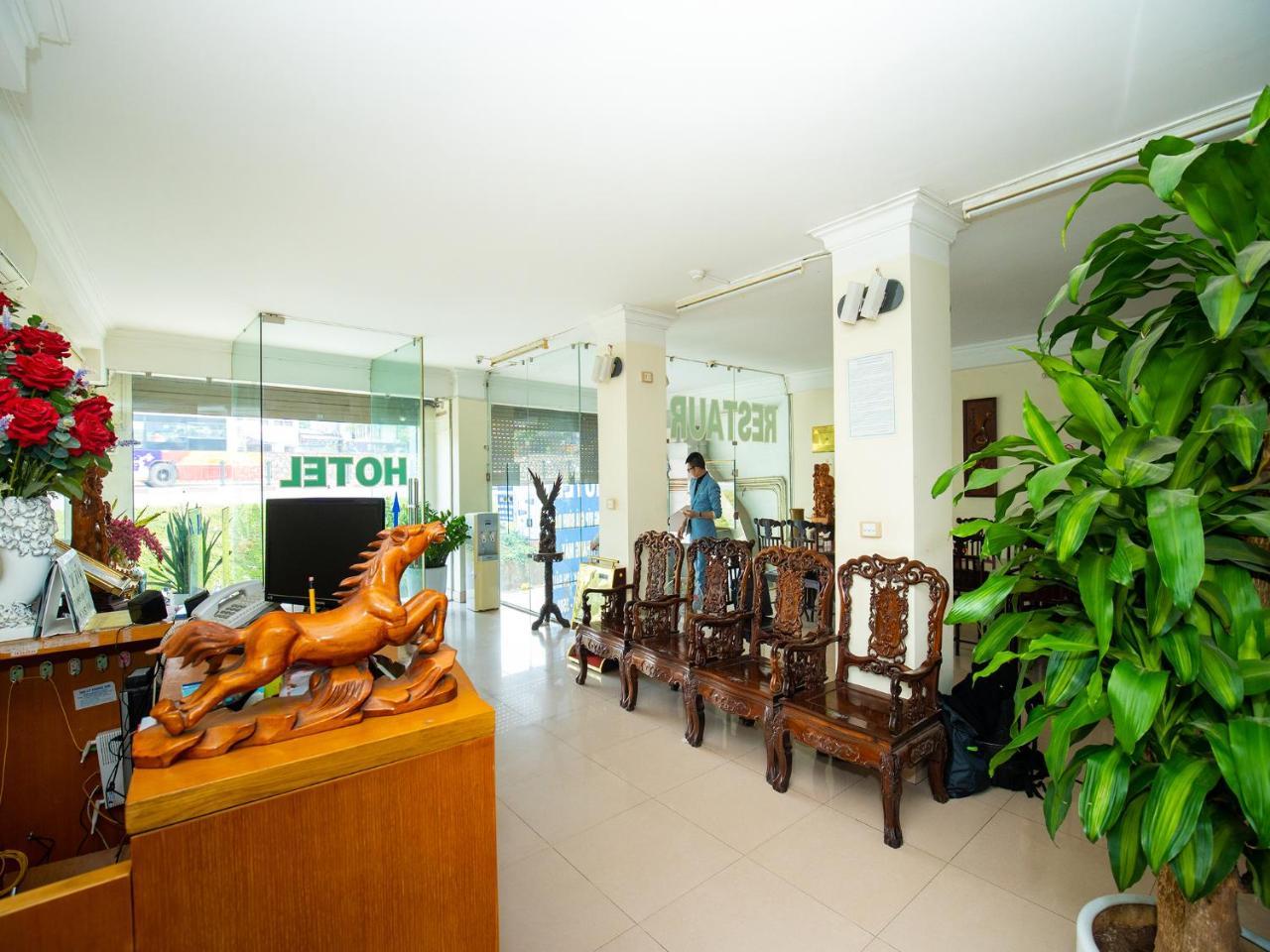 Ho Sen Xanh Hotel 河内 外观 照片